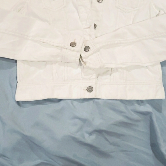 White Denim Jean jacket Size Small - Picture 2 of 4